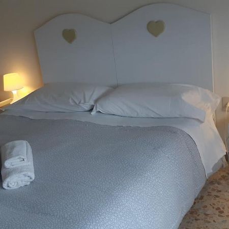 Certe Notti Bed and Breakfast Pisa Exteriör bild