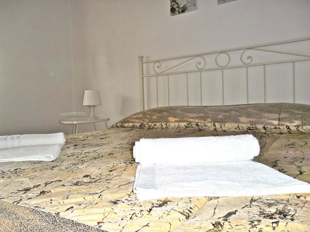 Certe Notti Bed and Breakfast Pisa Rum bild